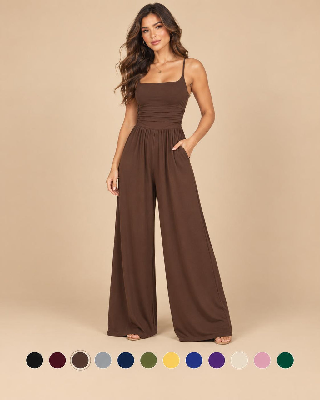 Mono elegante de piernas anchas con tirantes