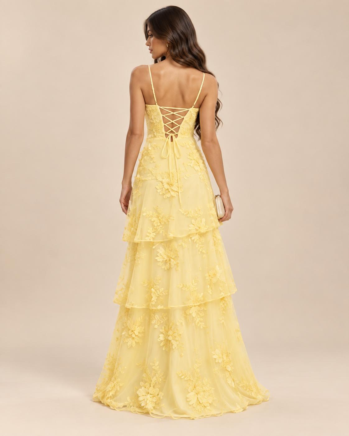 Vestido Largo con Flores Bordadas y Encaje