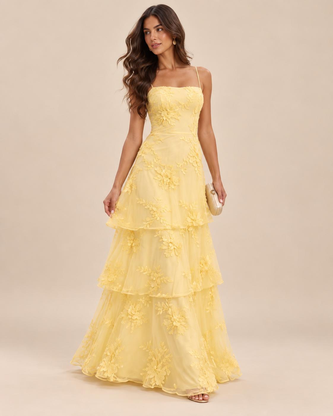 Vestido Largo con Flores Bordadas y Encaje