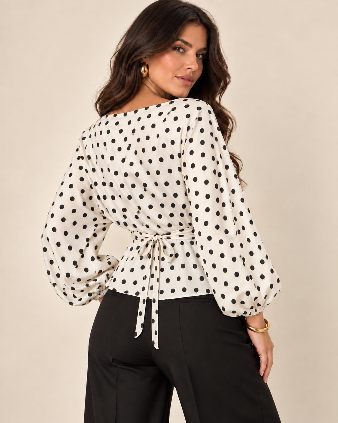 Blusa Manga Larga con Lazo en la Espalda